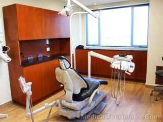 Dental Chair - Dentaris Dental Cancun - Mexico