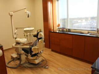 Dentaris Clinic - Cancun Mexico