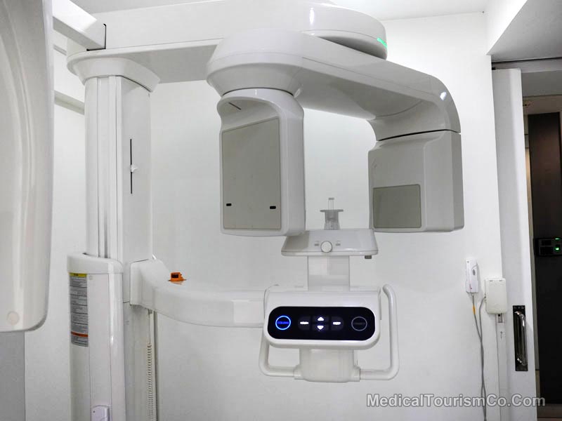 panoramic radiograph machine at bangkok smile dental clinic, thailand