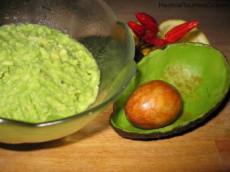 Food: Guacamole | Dental Tourism in Cabo