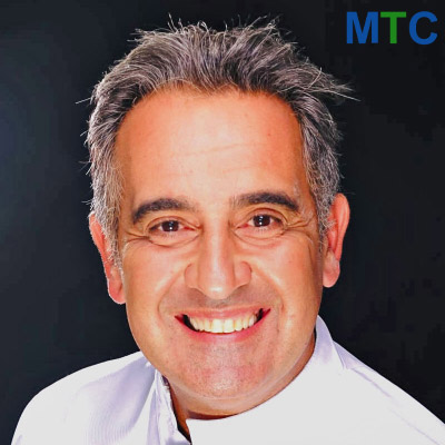 Dr. Mauricio Motta