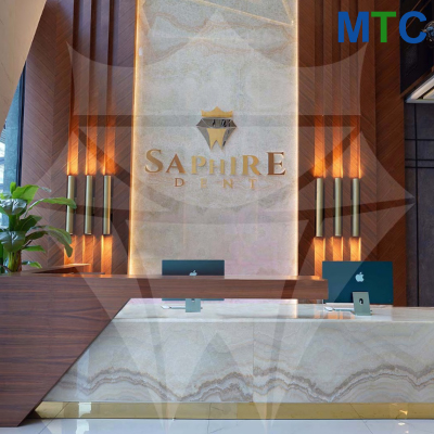 Saphire Dent | Reception